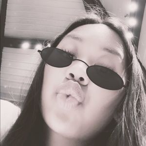 Meet your Posher, Caley